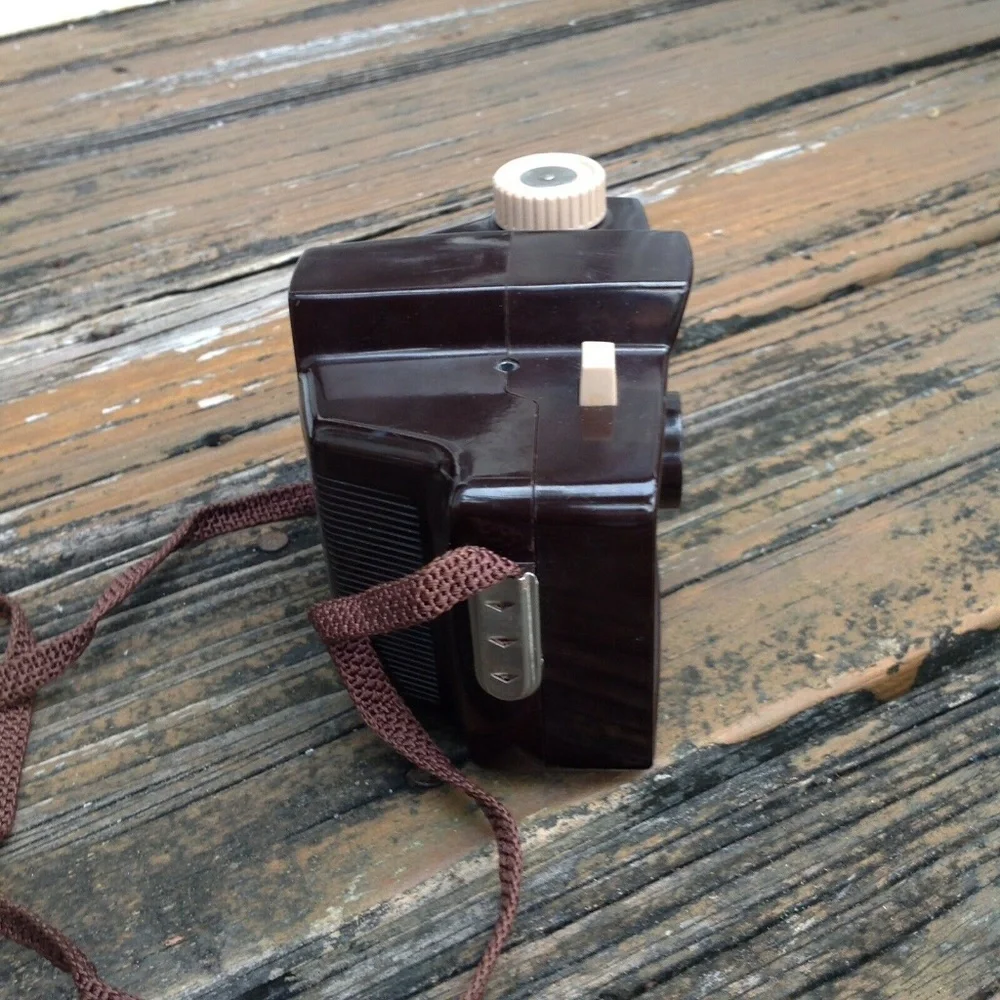 Sawyers Nomad 127 Camera Brown Silver Bakelite Photography Vintage 50s 60s